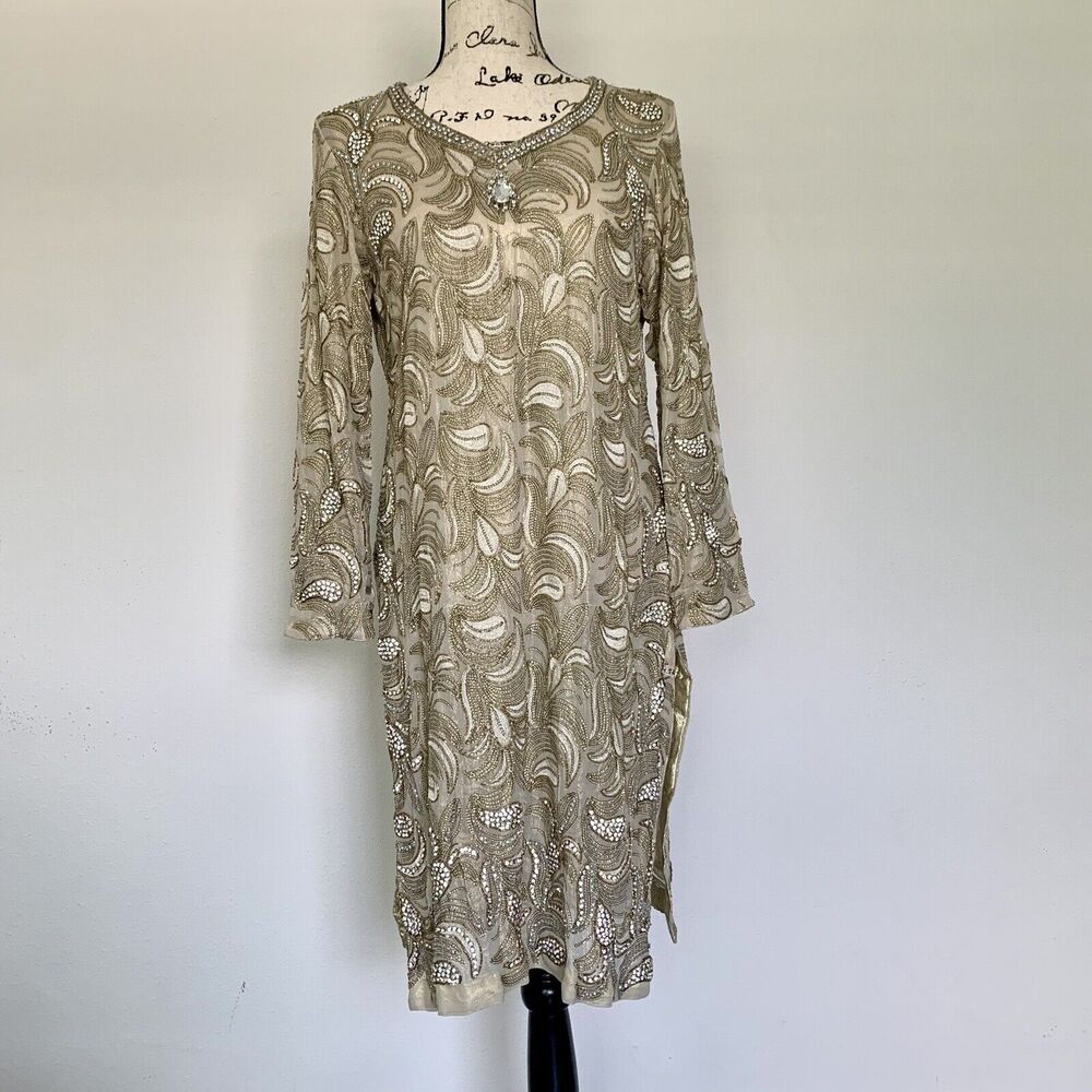 Beautiful Sequin, Bead And Rhinestone Indian Salwar Kameez/ Kaftan/Saree Size 6